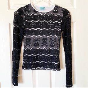 Letarte Black and White skull rash guard - XS